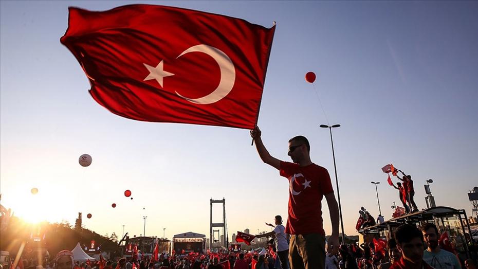 15 Temmuz Resmi Tatil Mi, Hangi Gün Kutlanıyor? Kamu ve Özel Sektör Durumu Nedir?