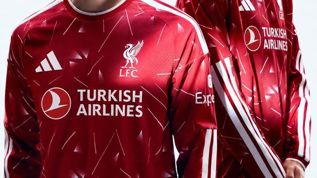 THY, Dünyaca Ünlü Liverpool Takımıyla Sponsorluk Anlaşması İmzaladı