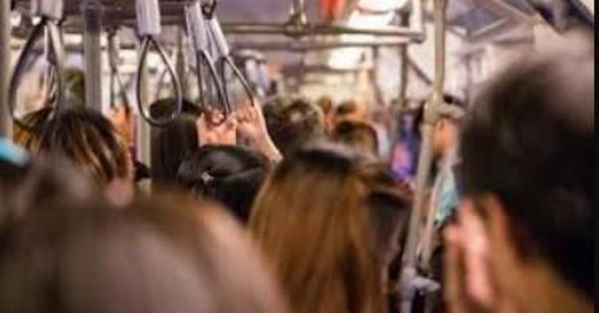 Toplu taşıma kabusa dönüşebilir: Metrolarda bulaşıcı hastalık tehlikesi