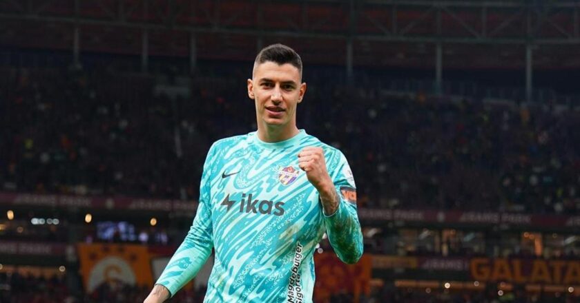 Son Dakika Spor Haberleri | Eyüsportdan Berke Özer Bildirgesi! Galatasaray istedi