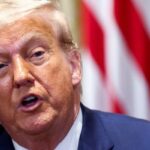 Trump’tan Rusya için zor sözler: “Putin’den memnun değilim, ceza vereceğiz”