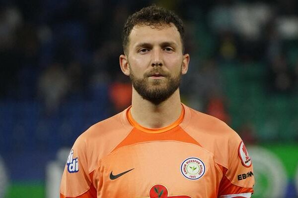 Son Dakika: Fenerbahce, kaleci Rizerport’adan Tarik Averi transfer edildi!