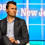 Amerika Birleşik Devletleri’nde güçlendirilen bir saldırıda ölen aktivist Charlie Kirk, Trump ve İsrail’e verdiği desteği ile bilinir.