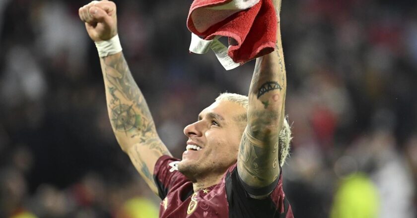 Galatasaray’dan Lucas Torreira’nın sağlık durumuna ilişkin açıklama