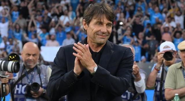 Napoli’de Antonio Conte dönemi sona erdi